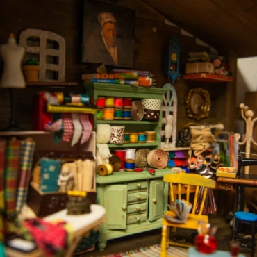 dollhouse museum, miniature room